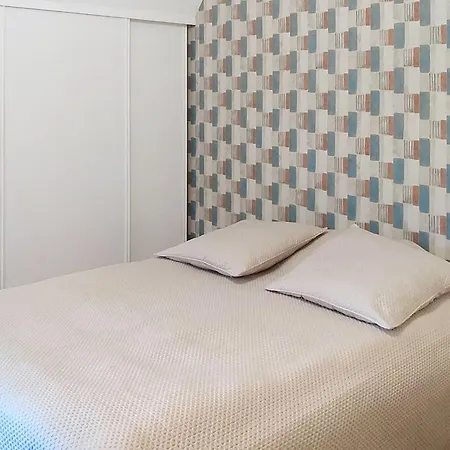 Le Paradis Des Fleurs By Interhome