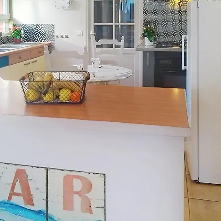 Le Paradis Des Fleurs By Interhome Prázdninový dům